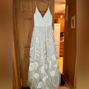 “Tommie” Willowby by Watters size 10 new never worn unaltered wedding dress